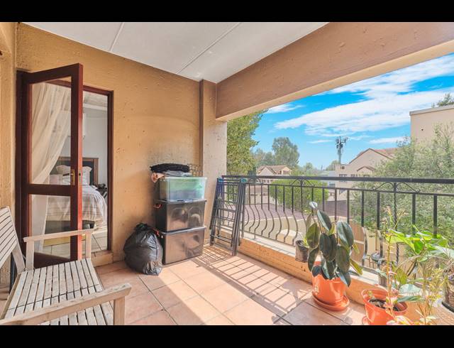 2 BEDROOM APARTMENT TO LET IN PAULSHOF